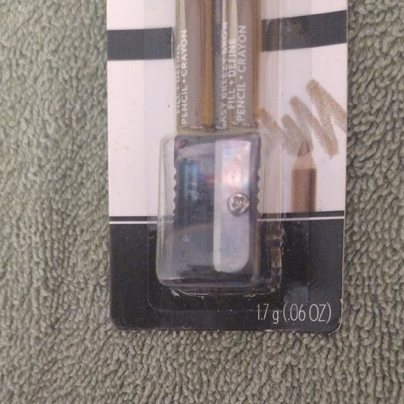 COVERGIRL Easy Breezy Brow Pencils - Soft Blonde - Picture 4 of 6
